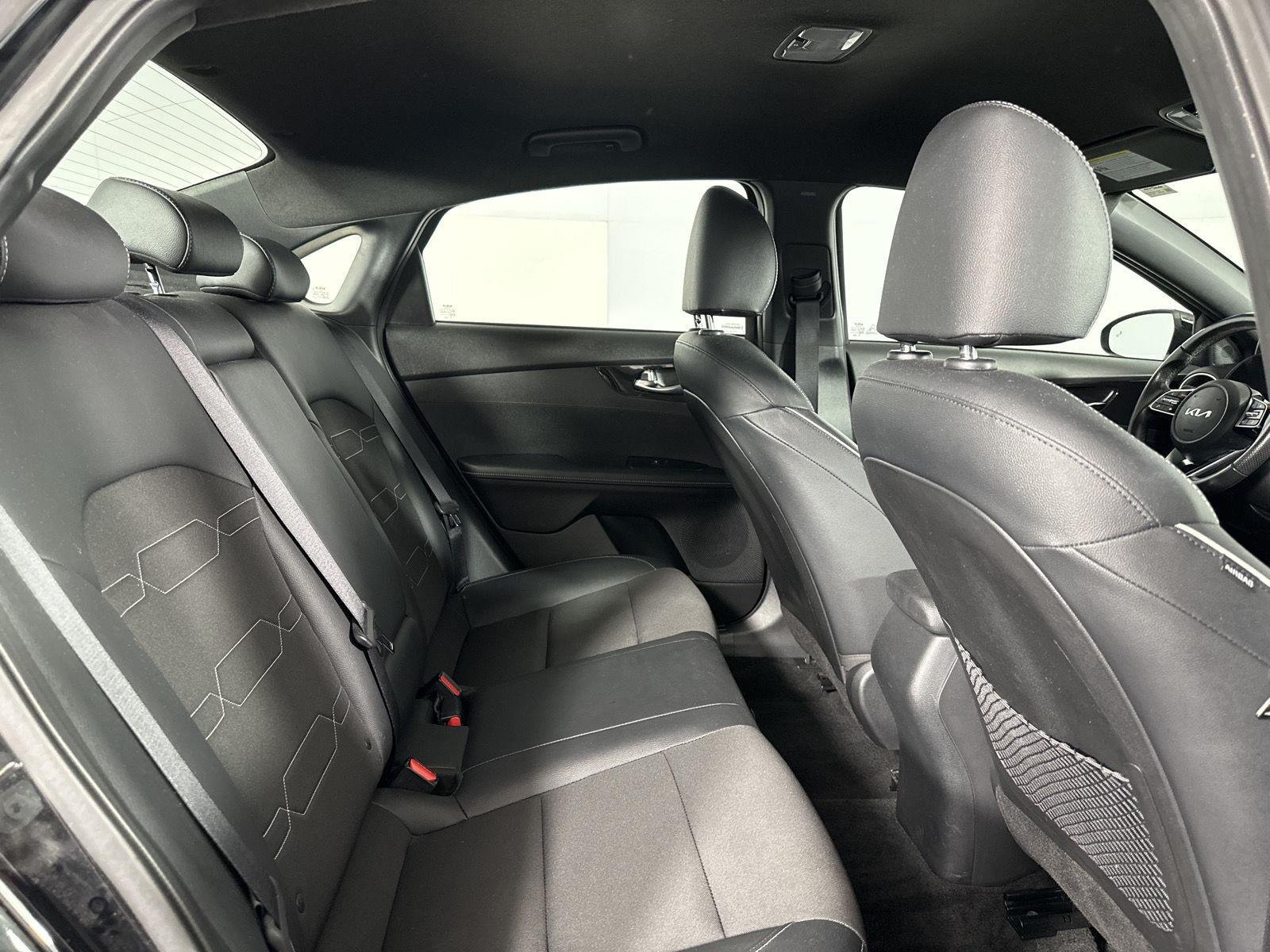 Used 2024 Aurora Black Pearl Kia GT-Line image 22