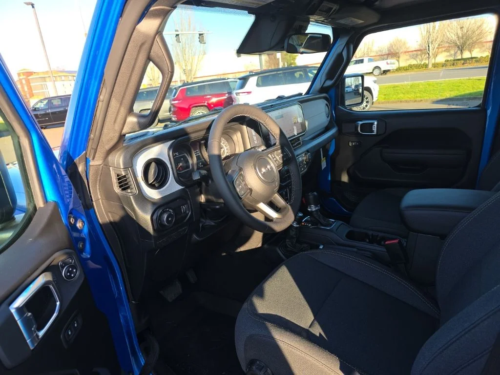 New 2026 Hydro Blue Pearl-Coat Exterior Paint Jeep Willys image 13