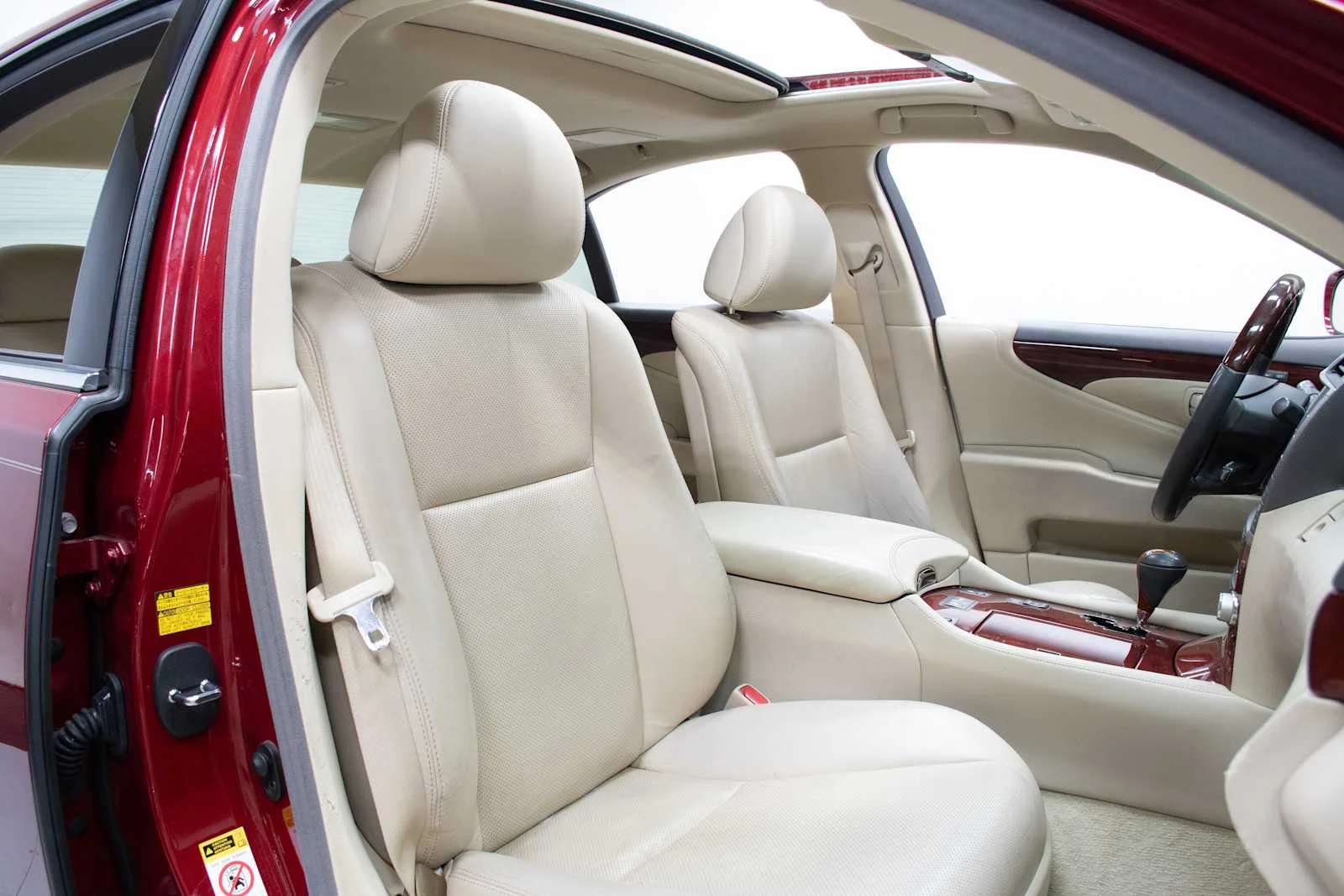 Used 2010 Matador Red Mica Lexus  image 19