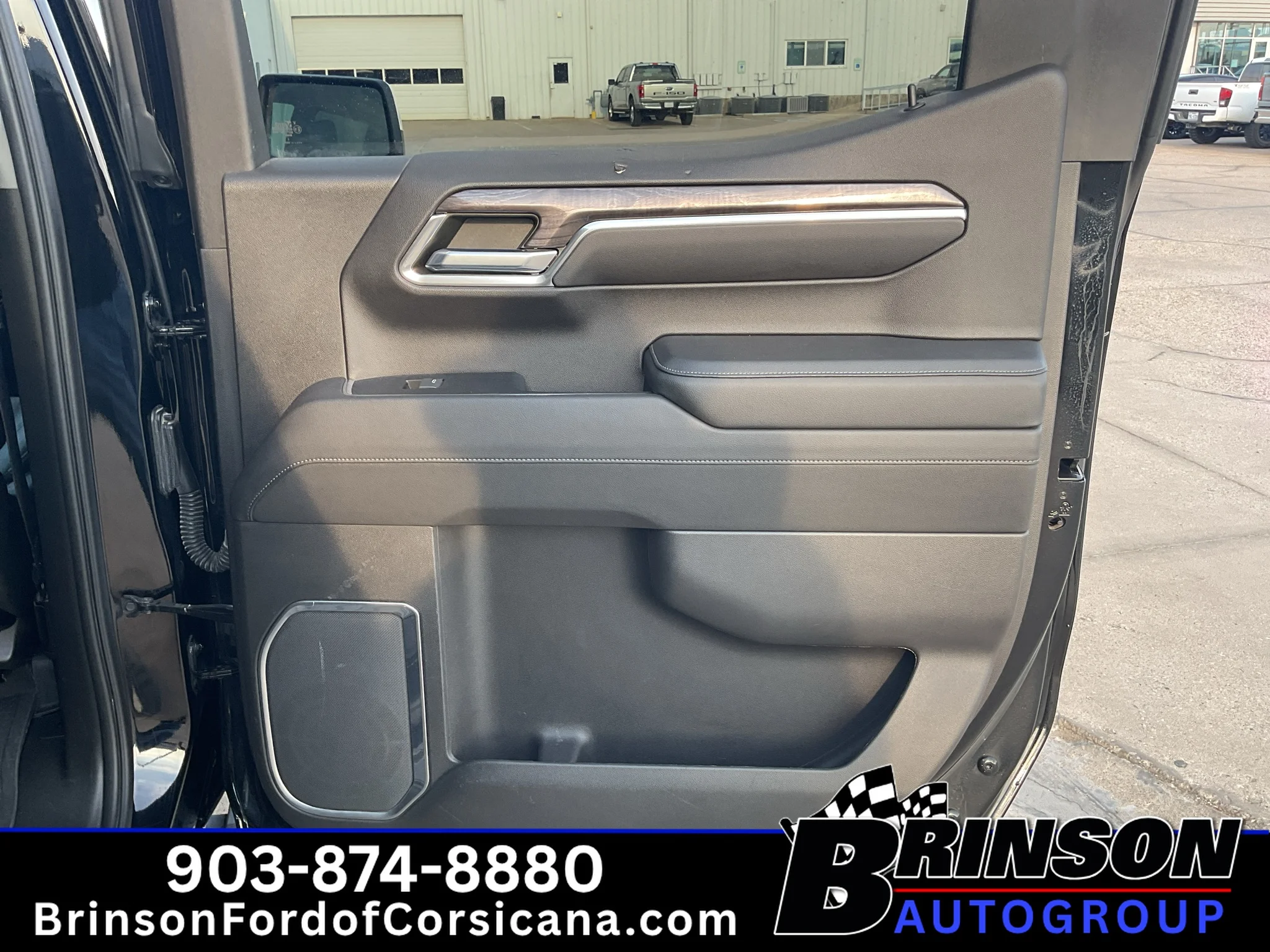 Used 2022 Black Chevrolet LTZ image 18