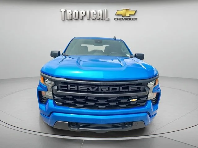 Used 2025 Riptide Blue Metallic Chevrolet Custom image 8