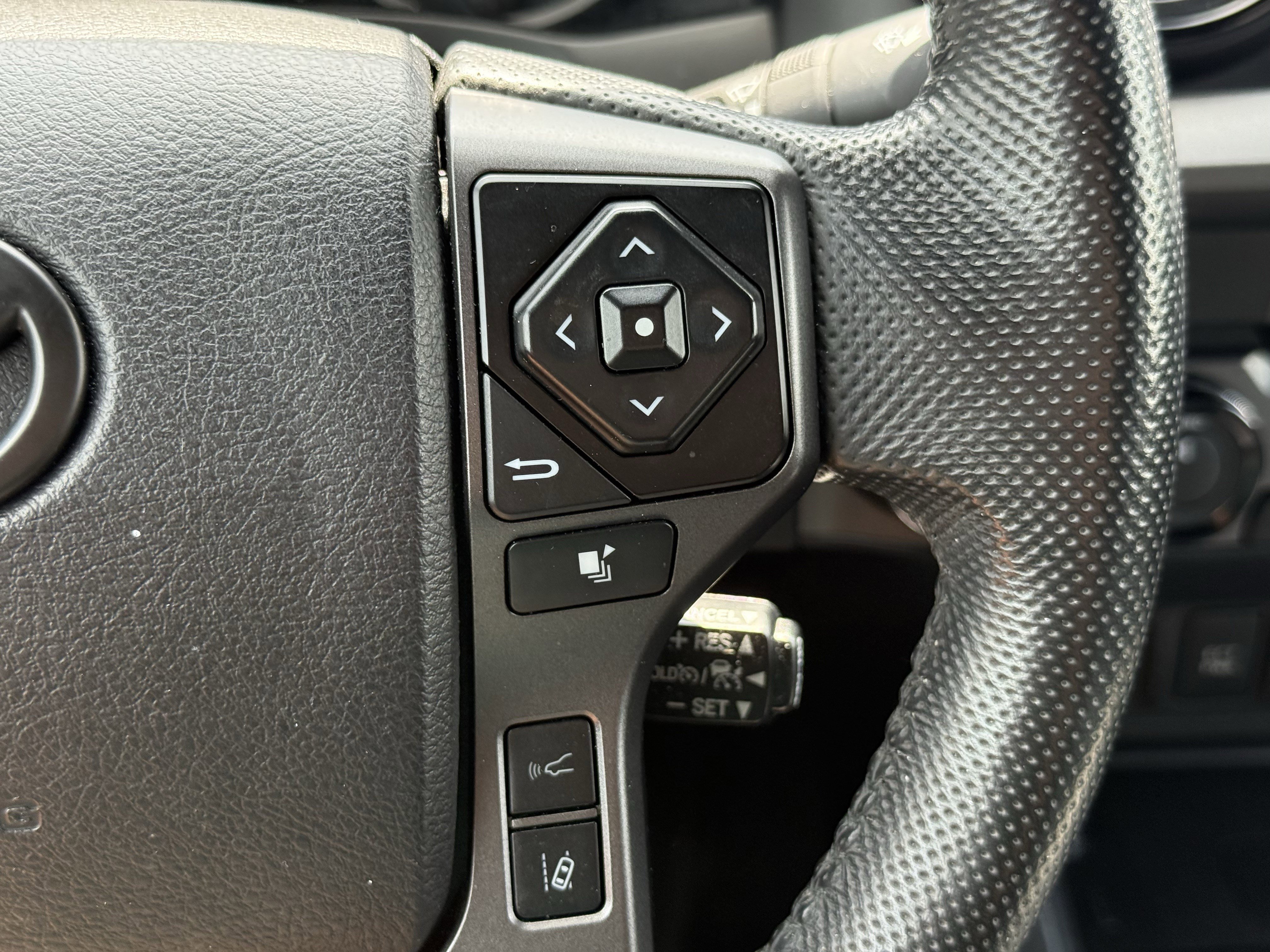 Used 2022 Magnetic Gray Metallic Toyota SR image 16