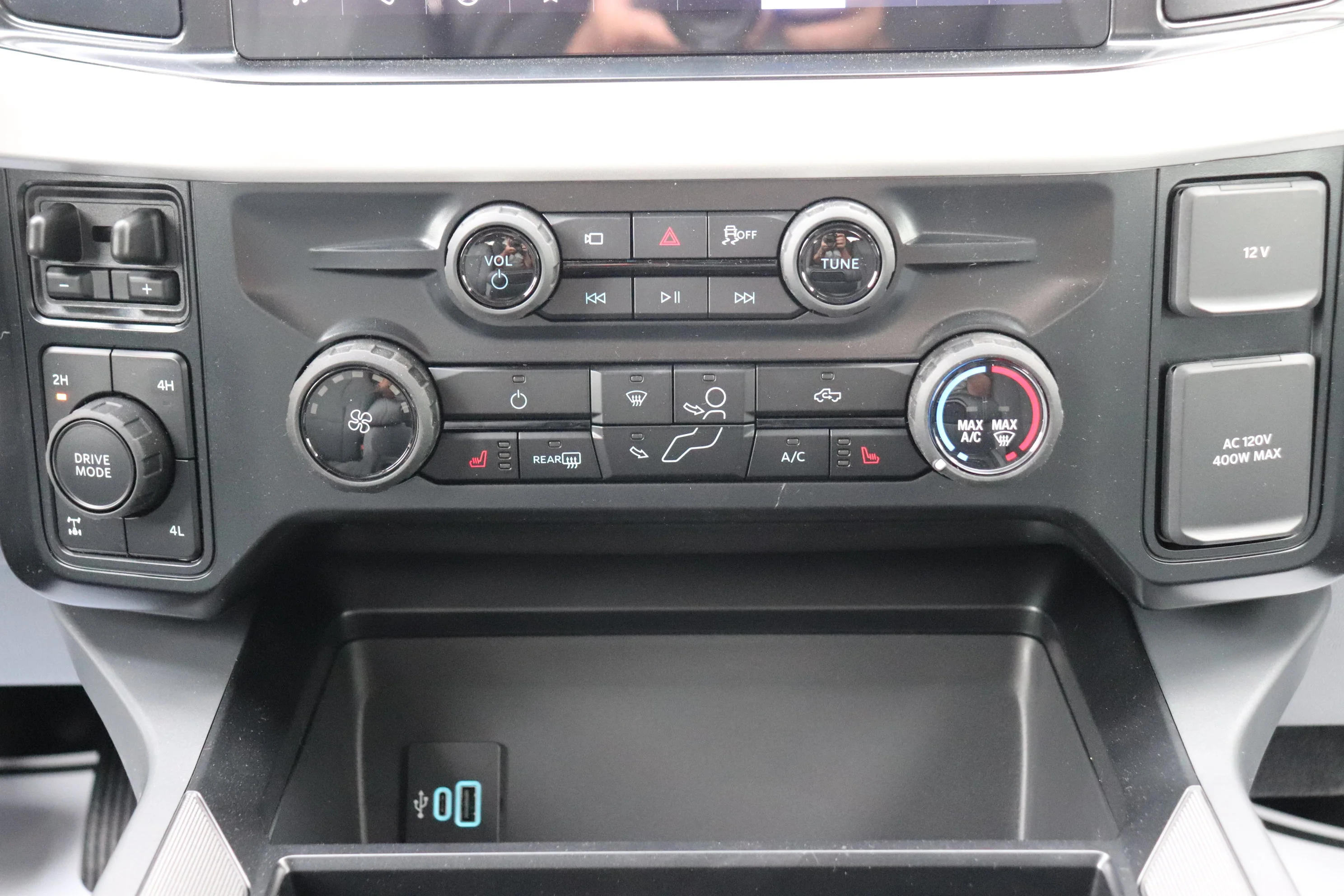 New 2026 ARGON BLUE METALLIC Ford XLT image 18