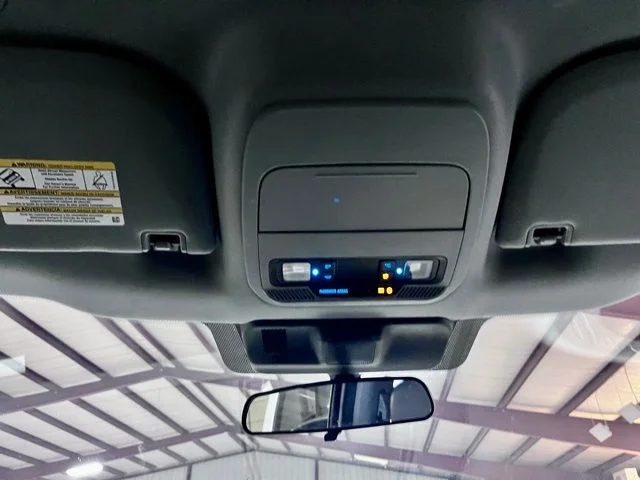 Used 2025 White Ford XL image 28