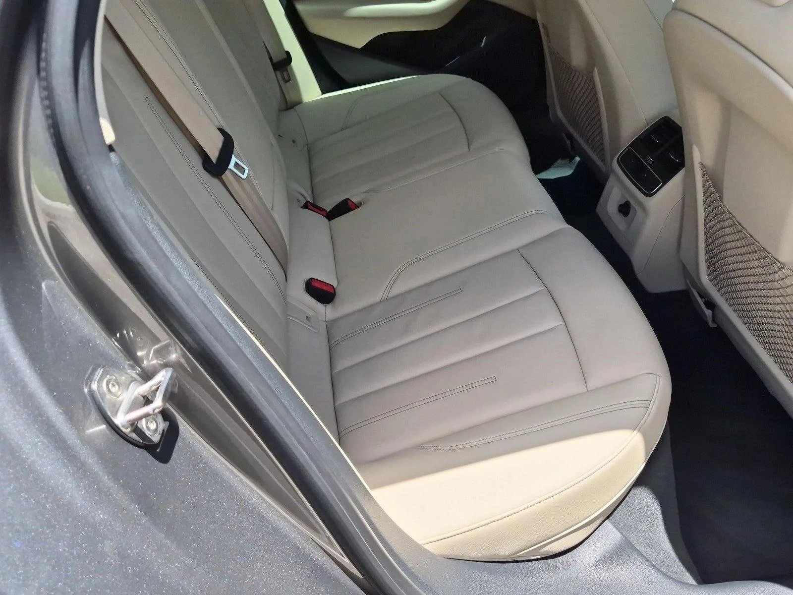 Used 2022 Florett Silver Metallic Audi Premium image 20