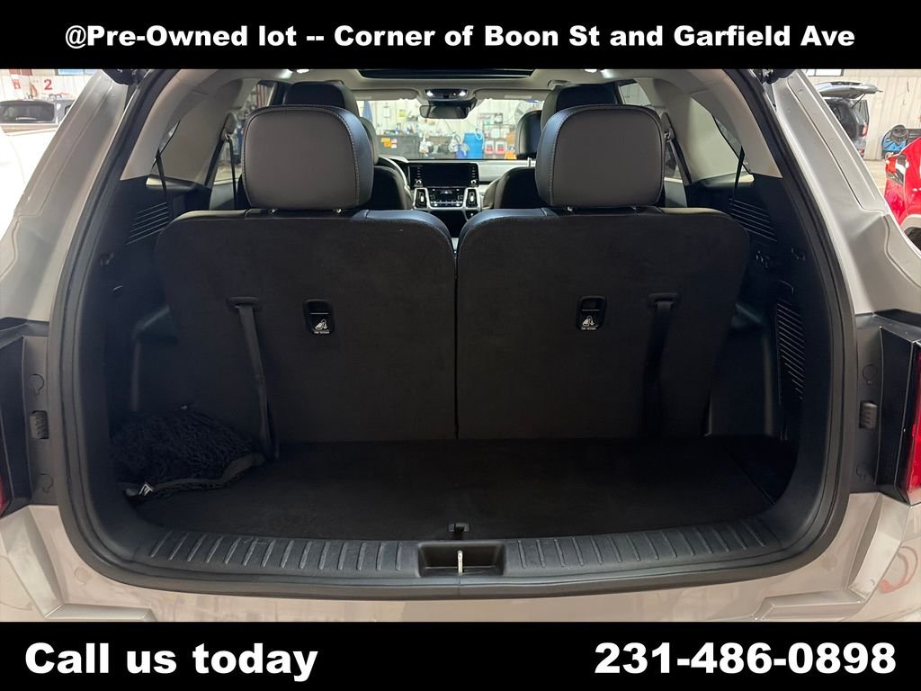 Used 2023 Gray Kia SX image 22