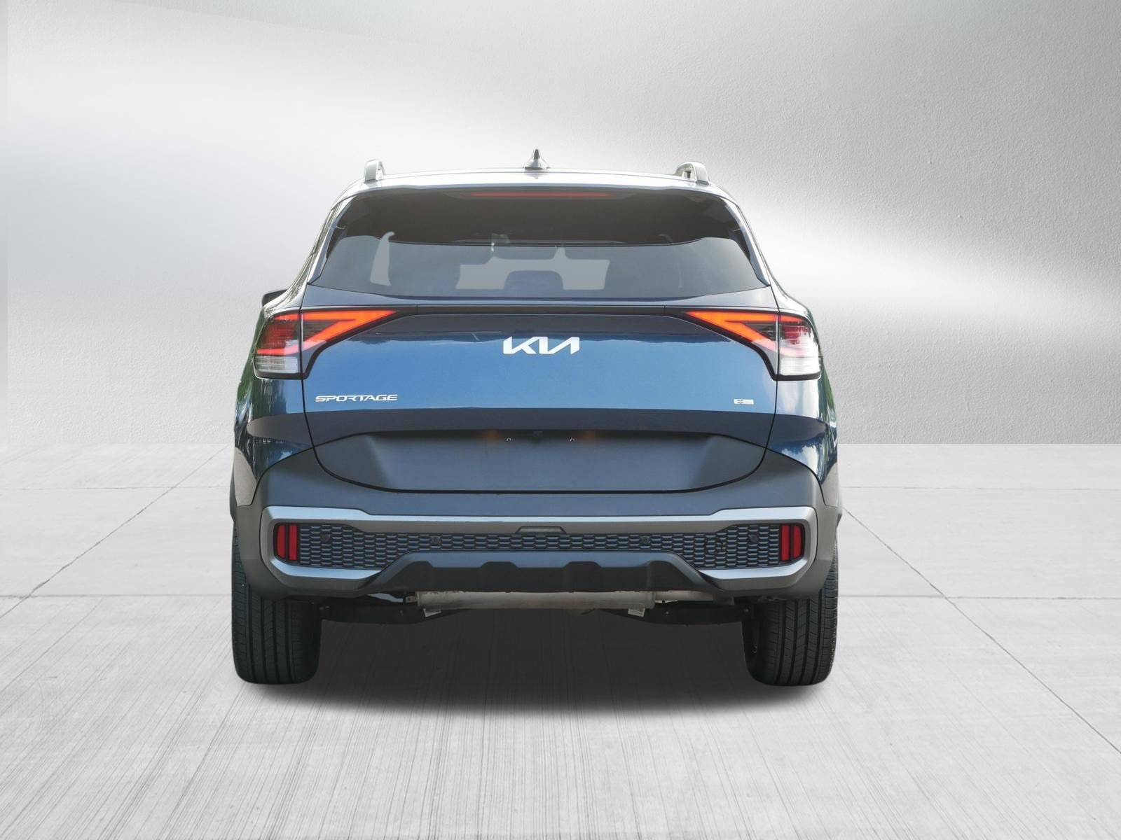 Used 2024 Vesta Blue Kia X-Line image 6
