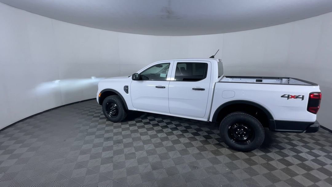 New 2026 Oxford White Ford XL image 6