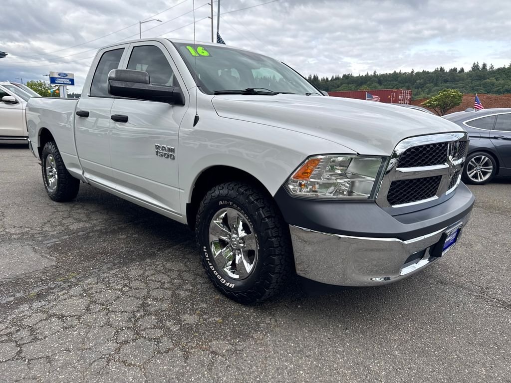 Certified Used 2016 Bright White Clearcoat Ram Tradesman image 9