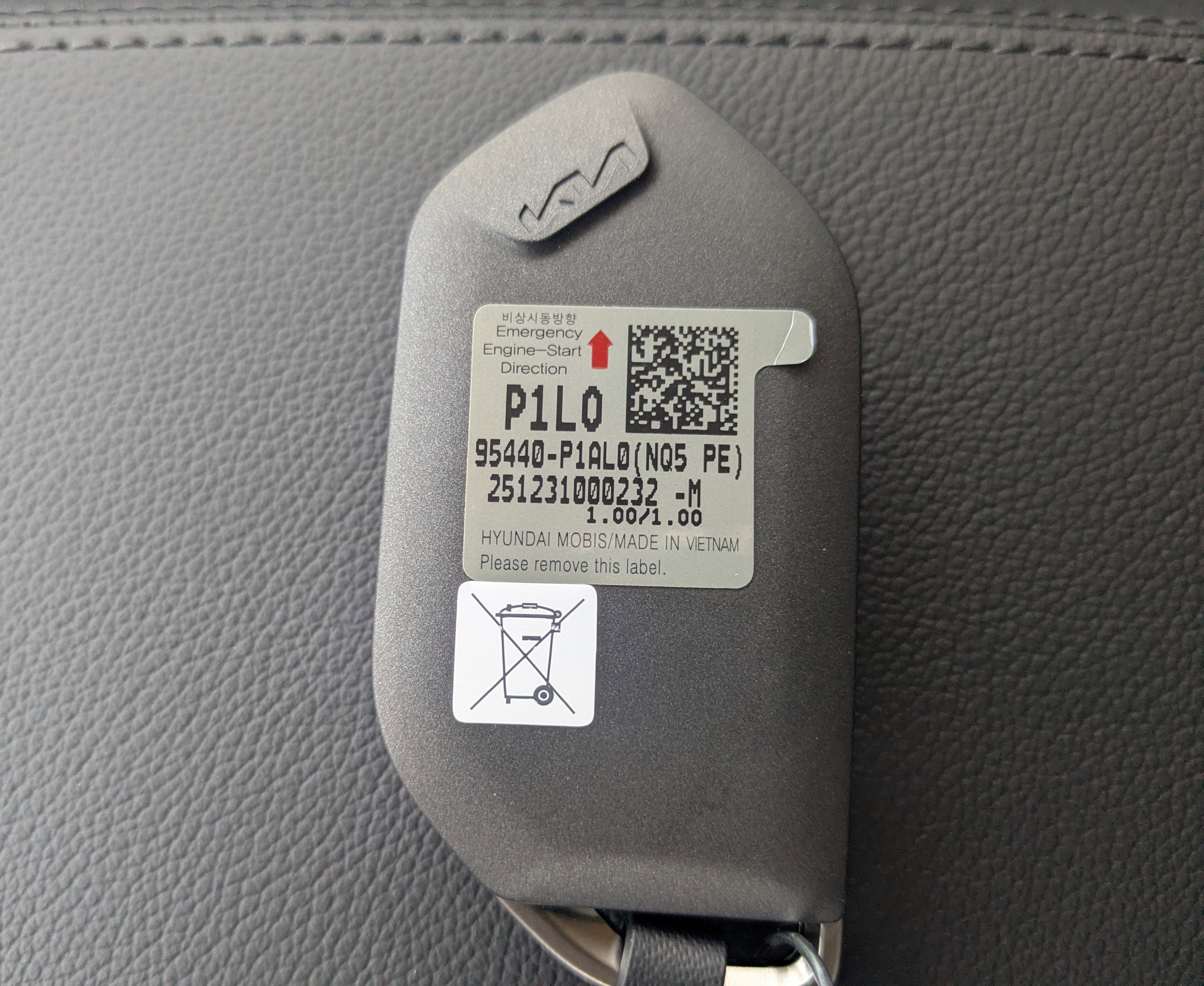New 2026 Steel Gray Kia LX image 37