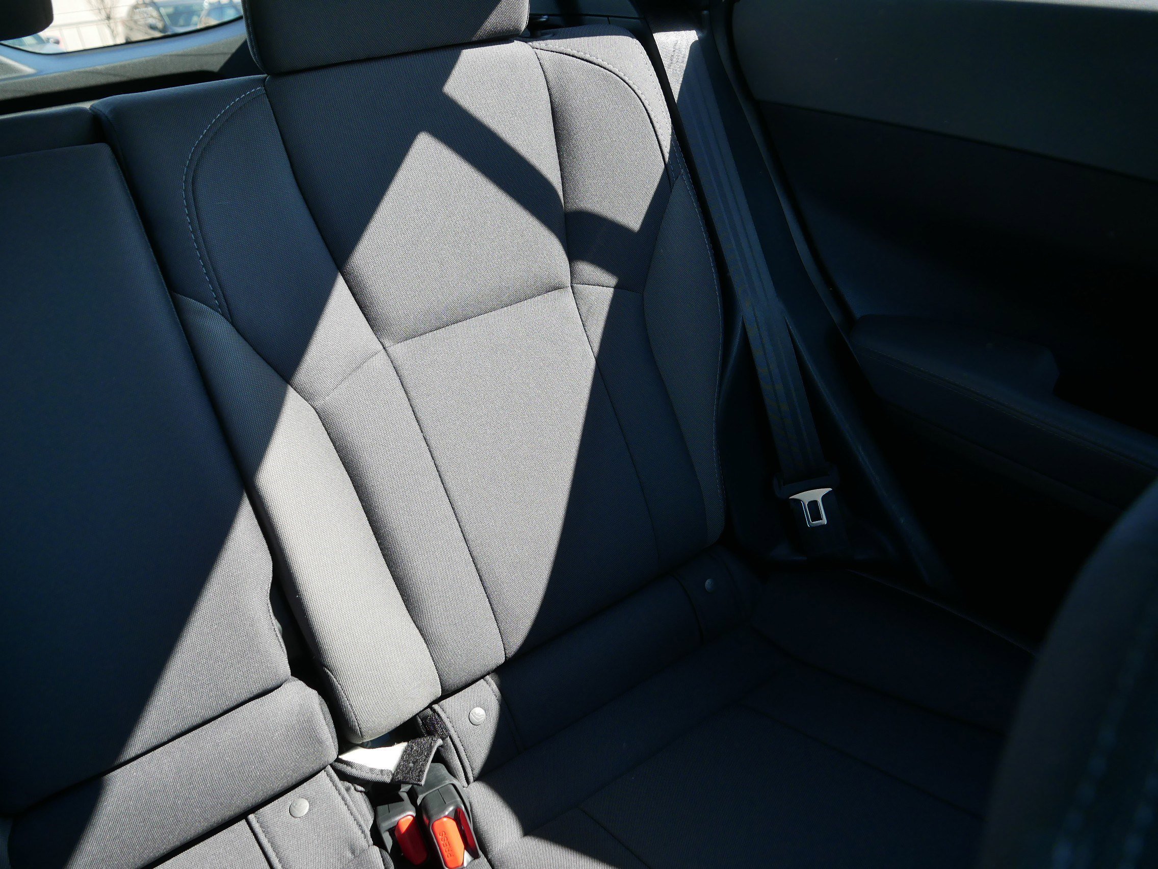Used 2025 Magnetite Gray Metallic Subaru Premium image 14