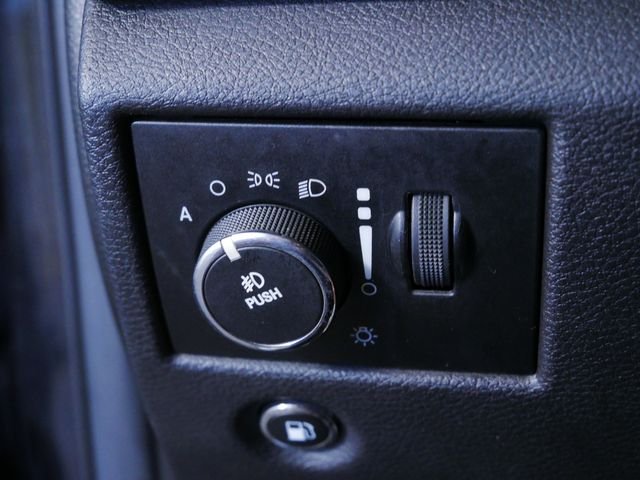 Used 2014 Black Jeep Overland image 18