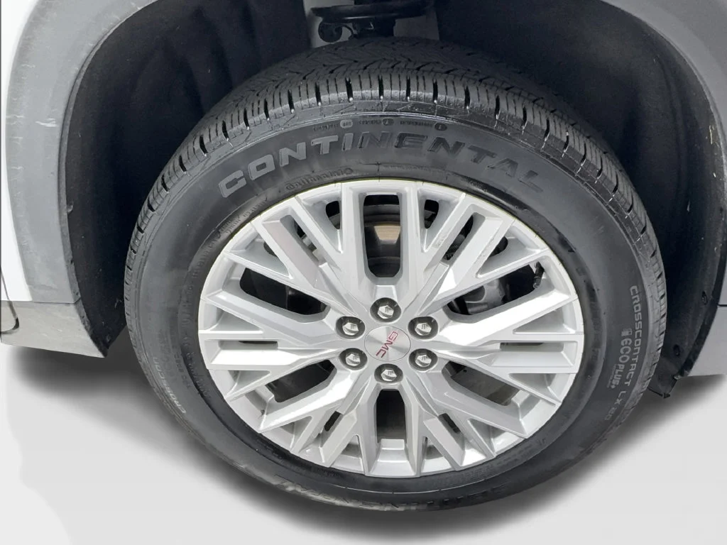 Used 2026 White GMC Elevation image 15
