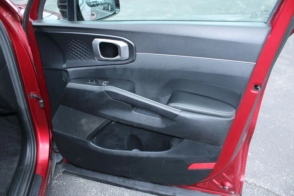 Used 2021 Passion Red Tintcoat Kia S image 24