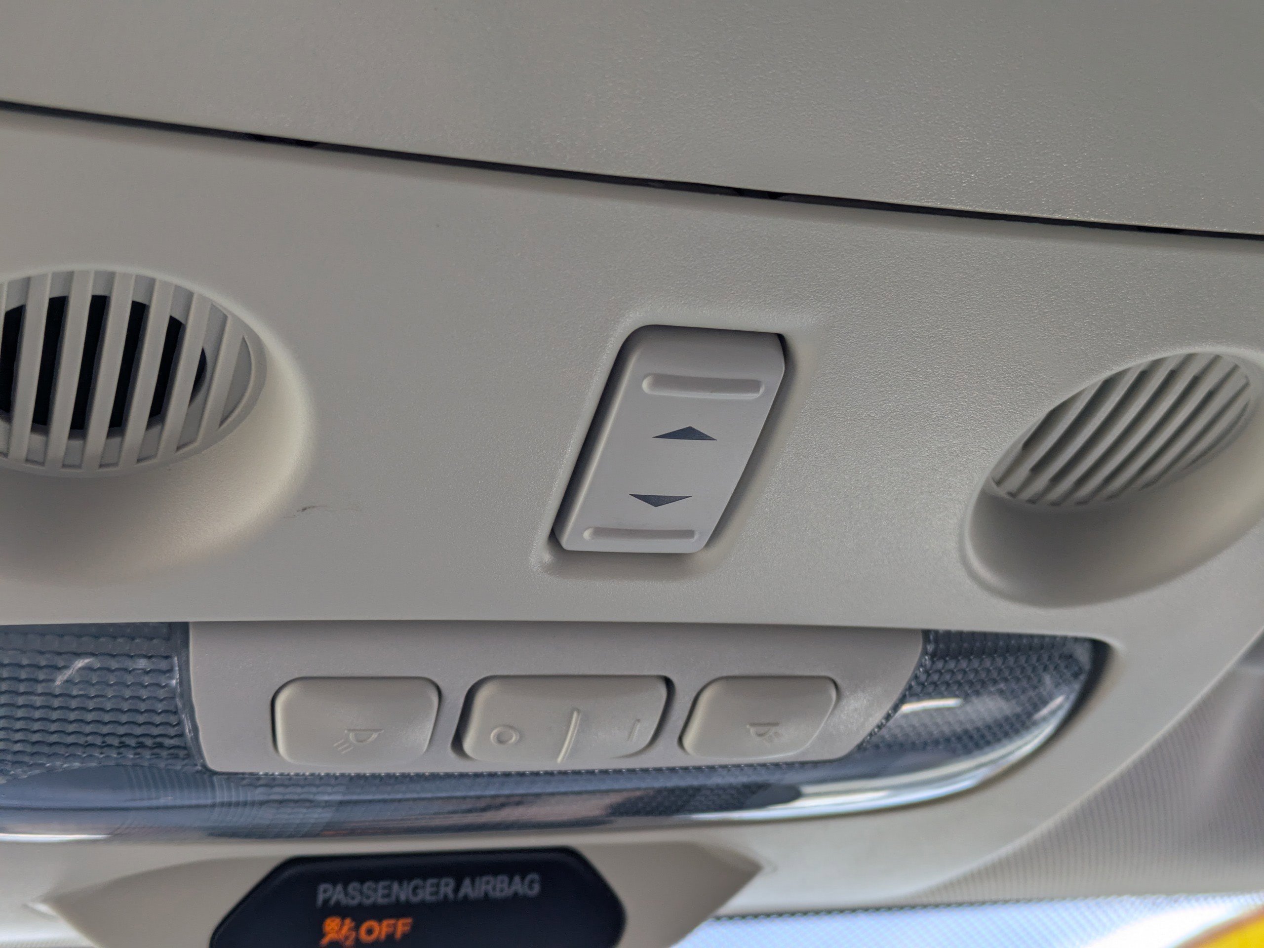 Used 2019 Smoke Metallic Ford SE image 25