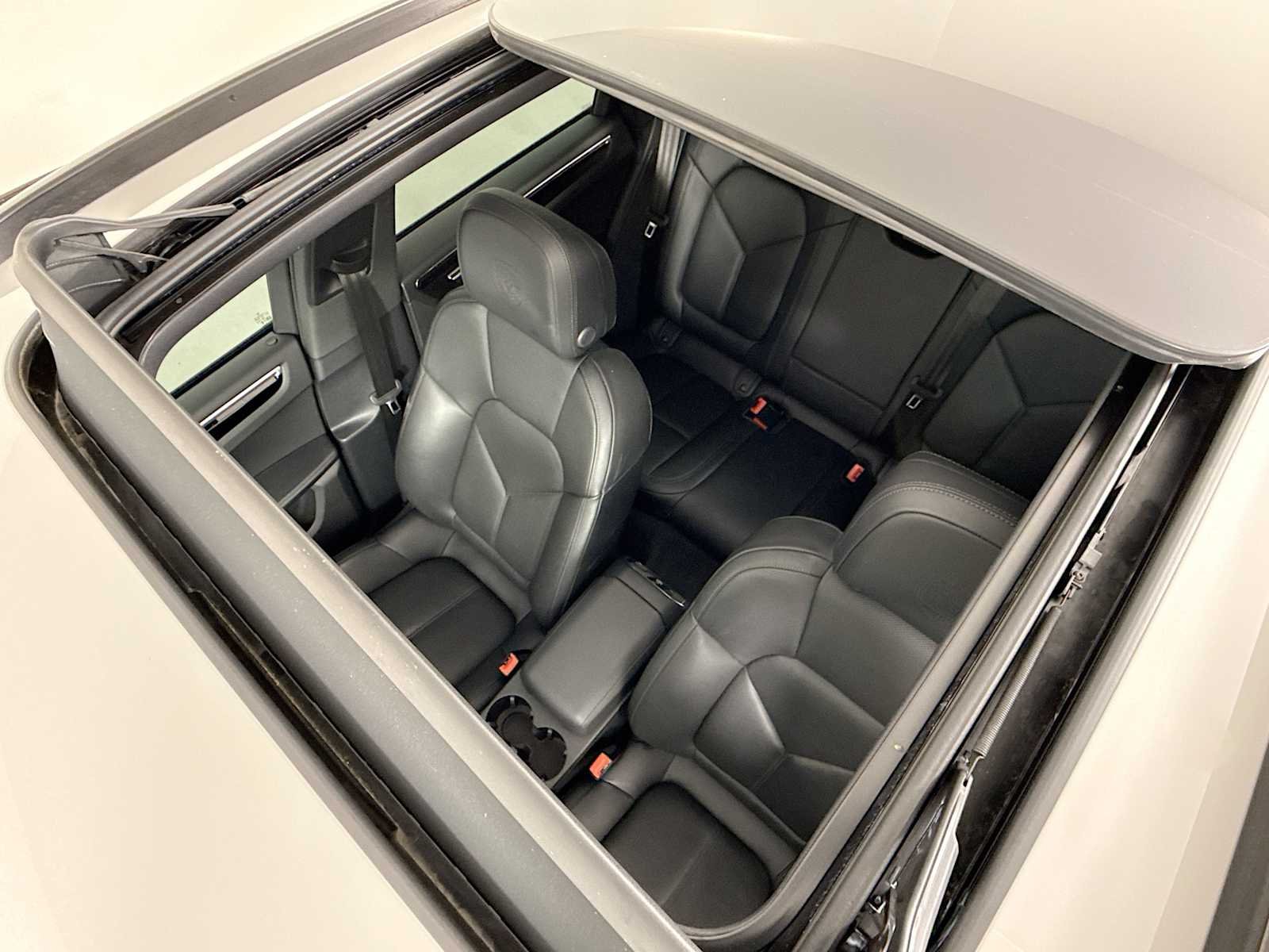 Certified Used 2025 Chalk Porsche  image 22