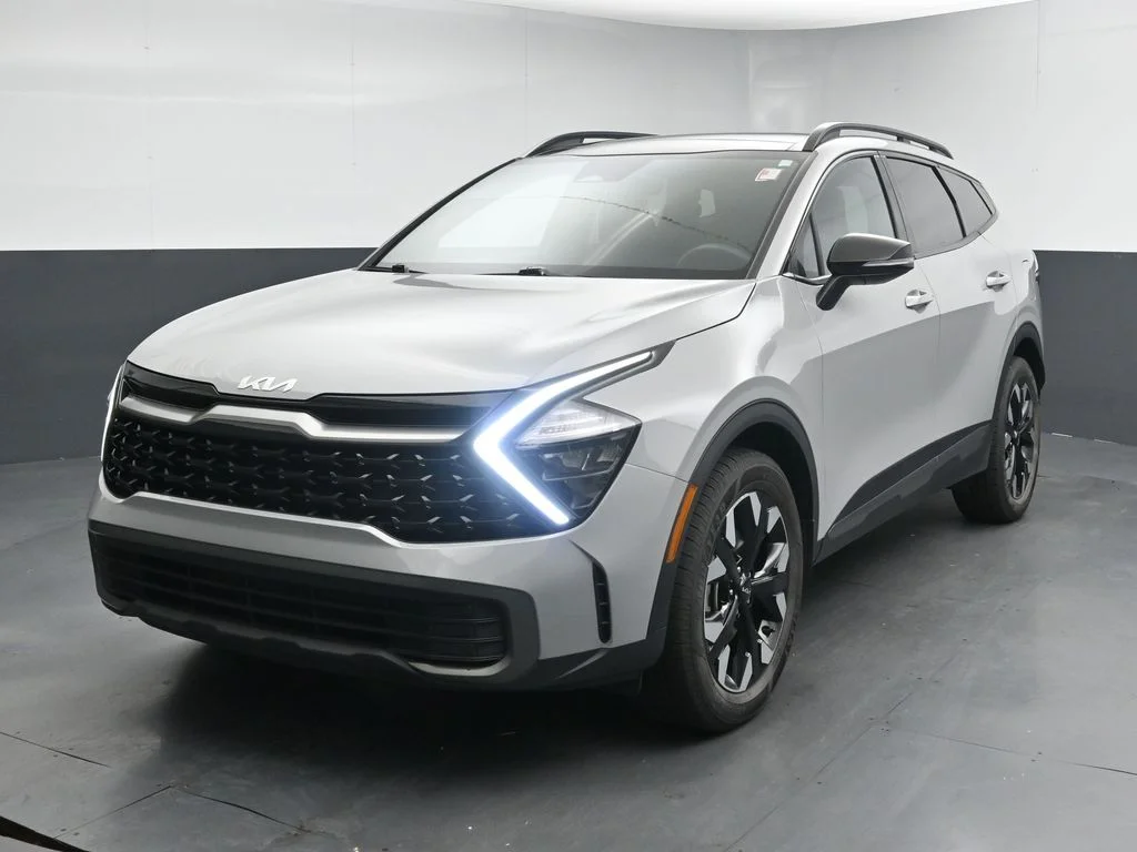 Used 2023 Gray Kia X-Line image 3
