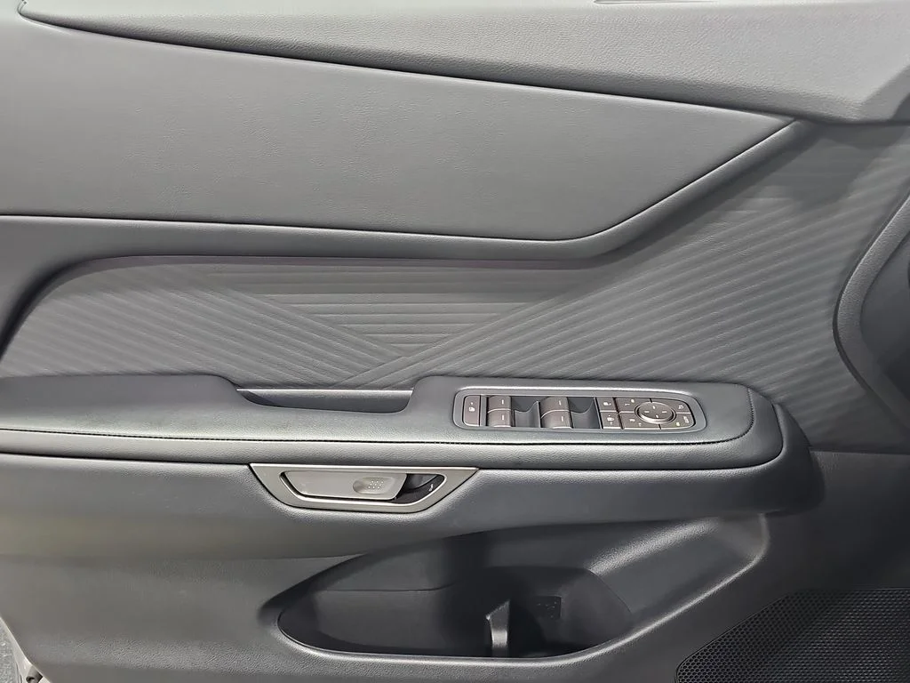 New 2026 Iridium Lexus PREMIUM AWD image 26