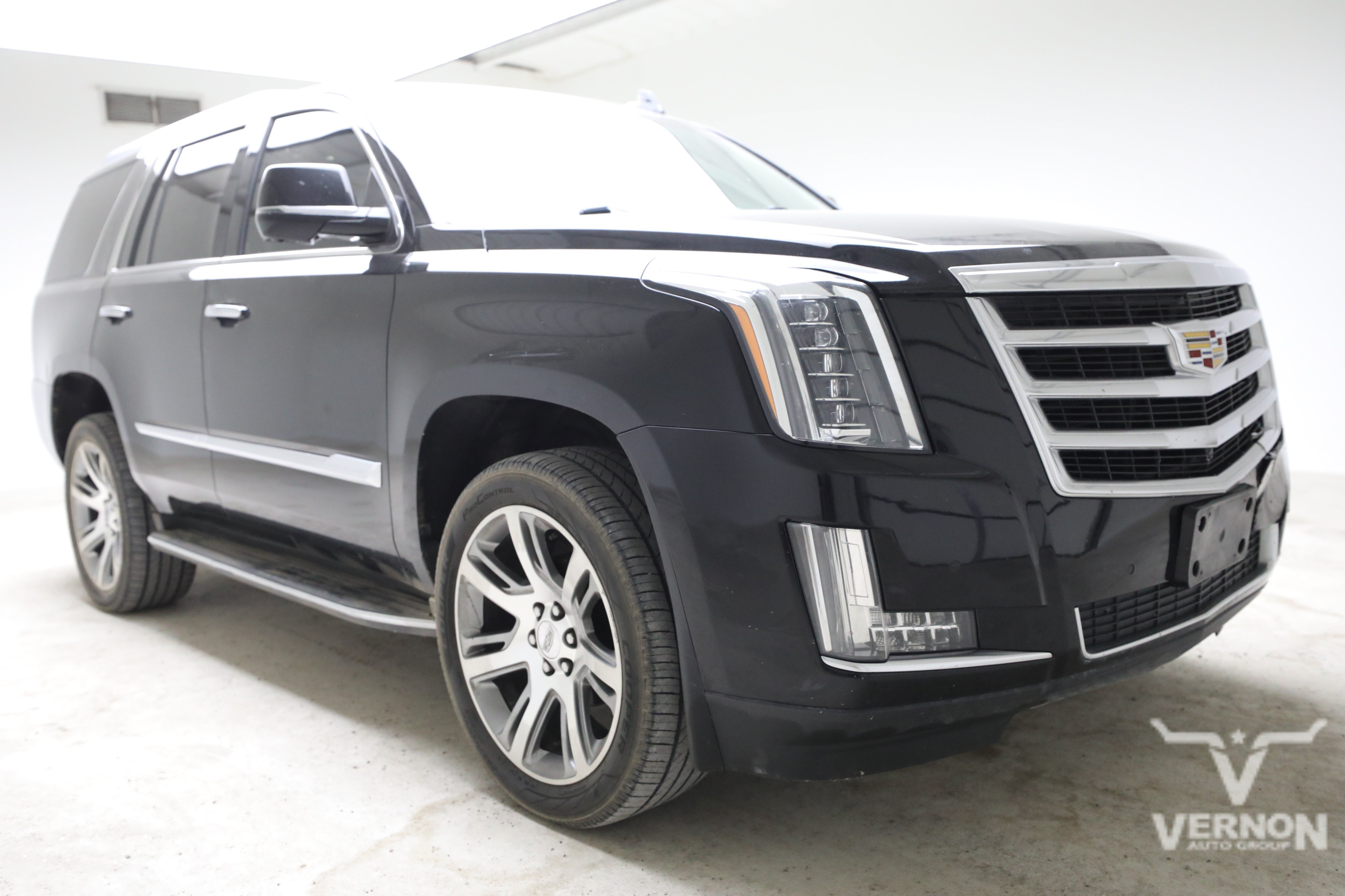 Used 2016 Black Raven Cadillac Y image 6