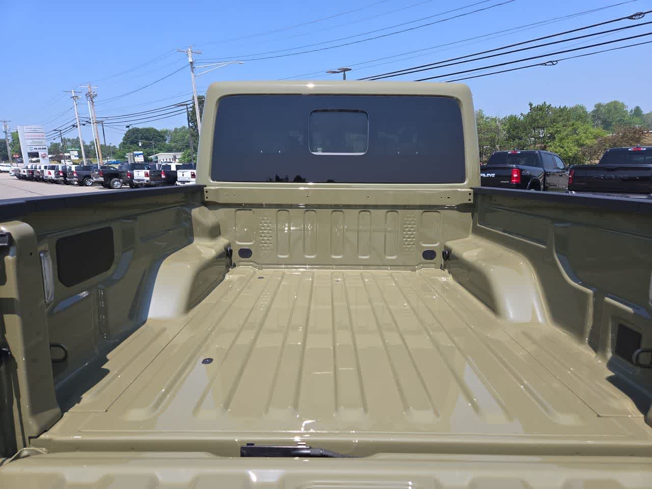 Used 2025 41 Jeep Rubicon image 16