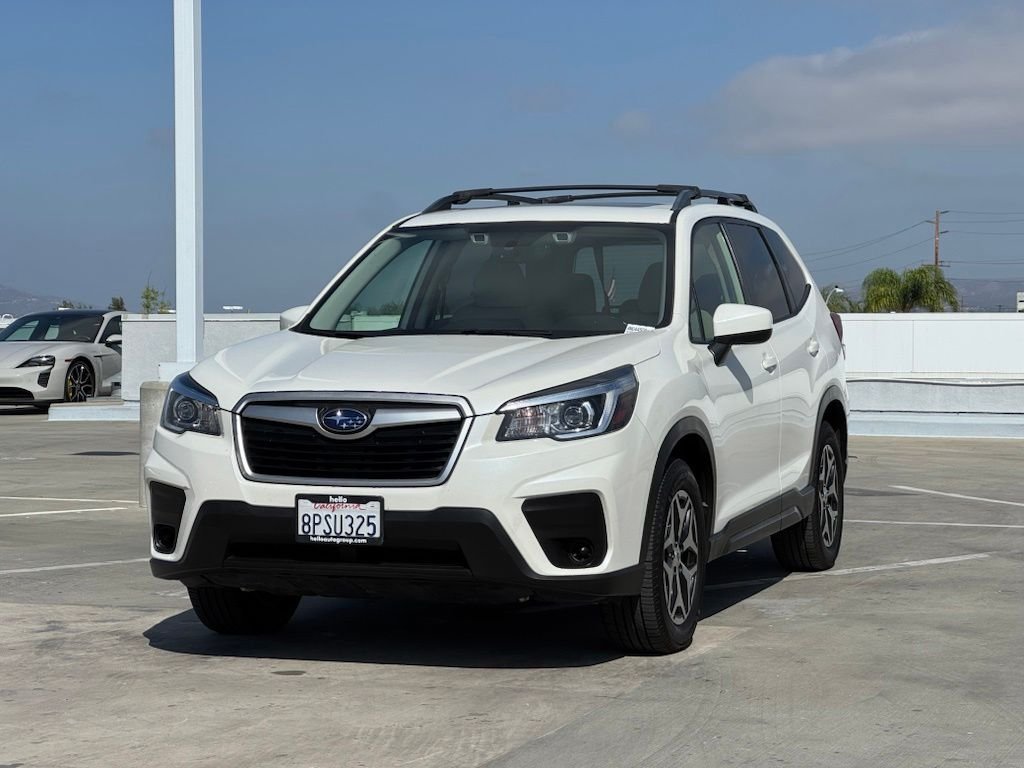 Used 2020 Crystal White Pearl Subaru Premium image 4