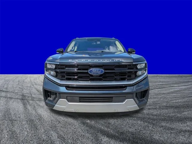 Certified Used 2025 Stone Blue Metallic Ford Platinum image 9