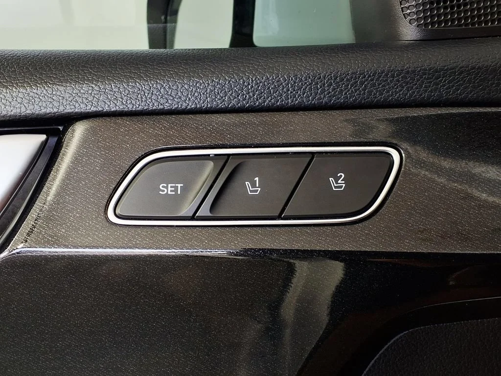 Used 2022 Hyper White Hyundai Calligraphy image 20