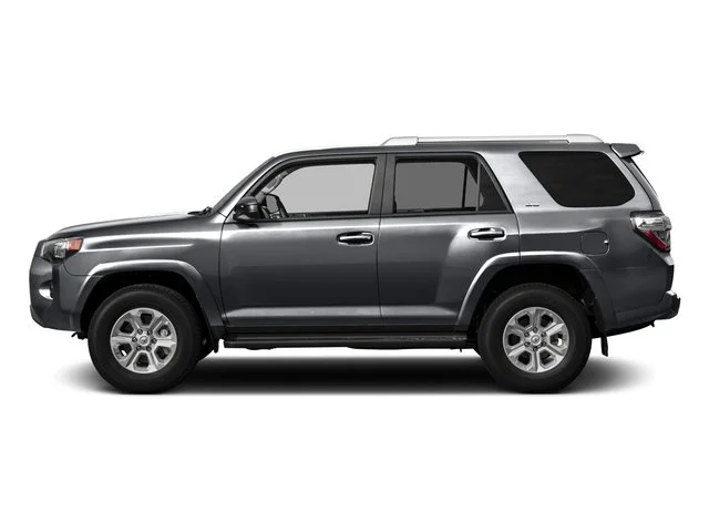 Used 2016  Toyota  image 3