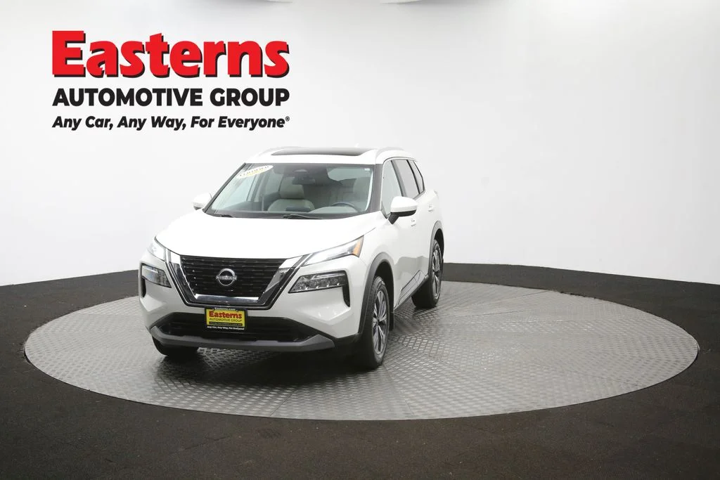 Used 2023 White Nissan SV image 55