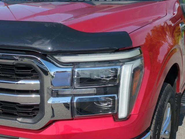 Used 2025 Red Ford Lariat image 9