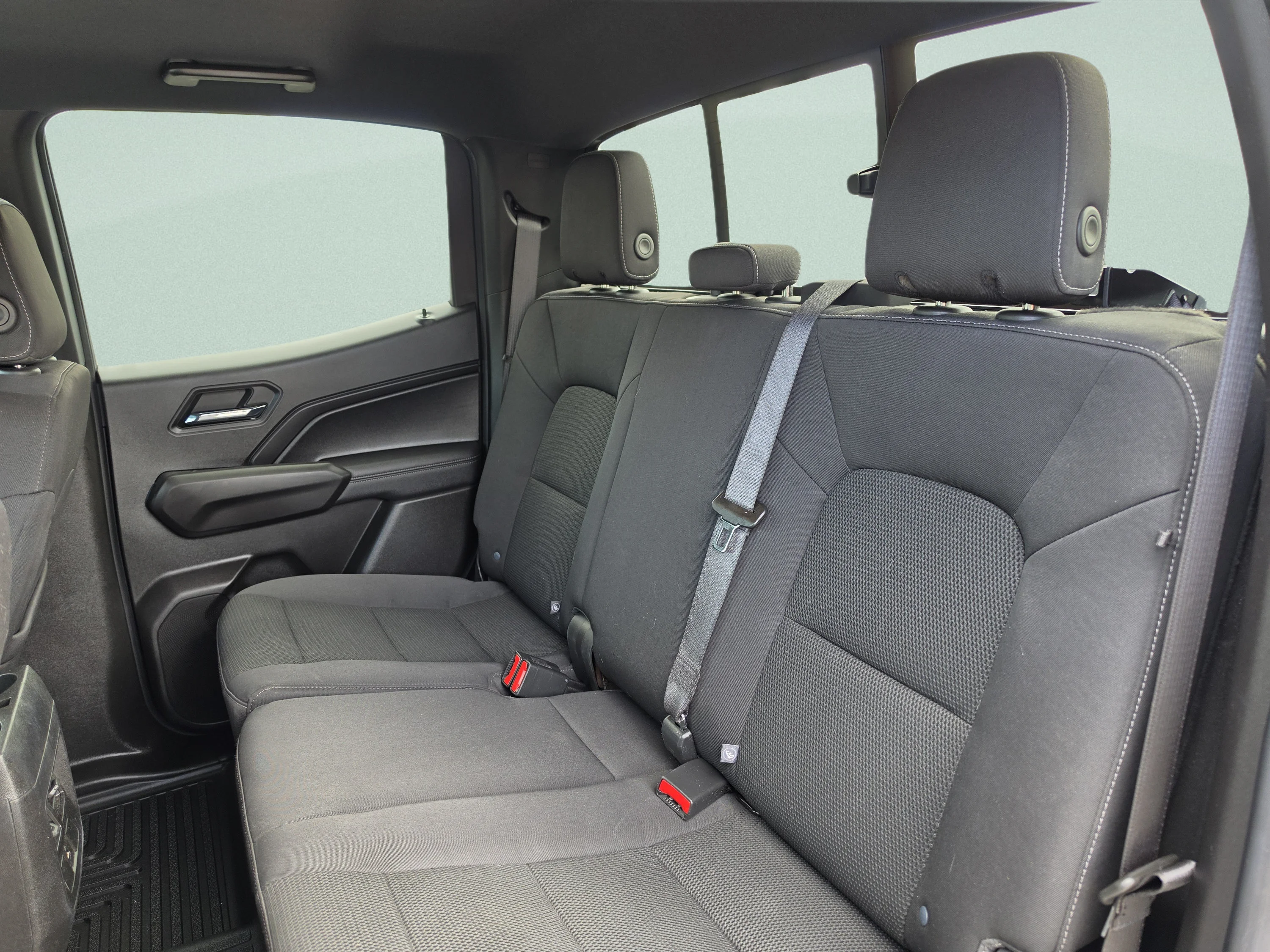 Used 2023 Summit White Chevrolet 4WD LT image 23