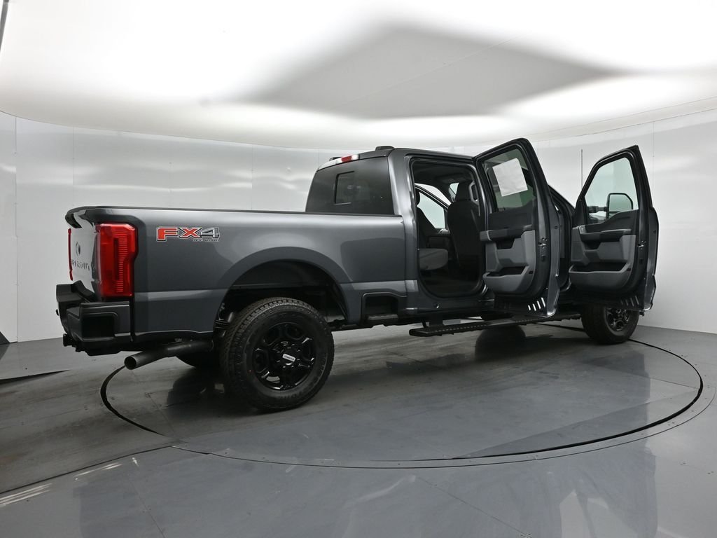 New 2026 Carbonized Gray Metallic Ford XL image 5