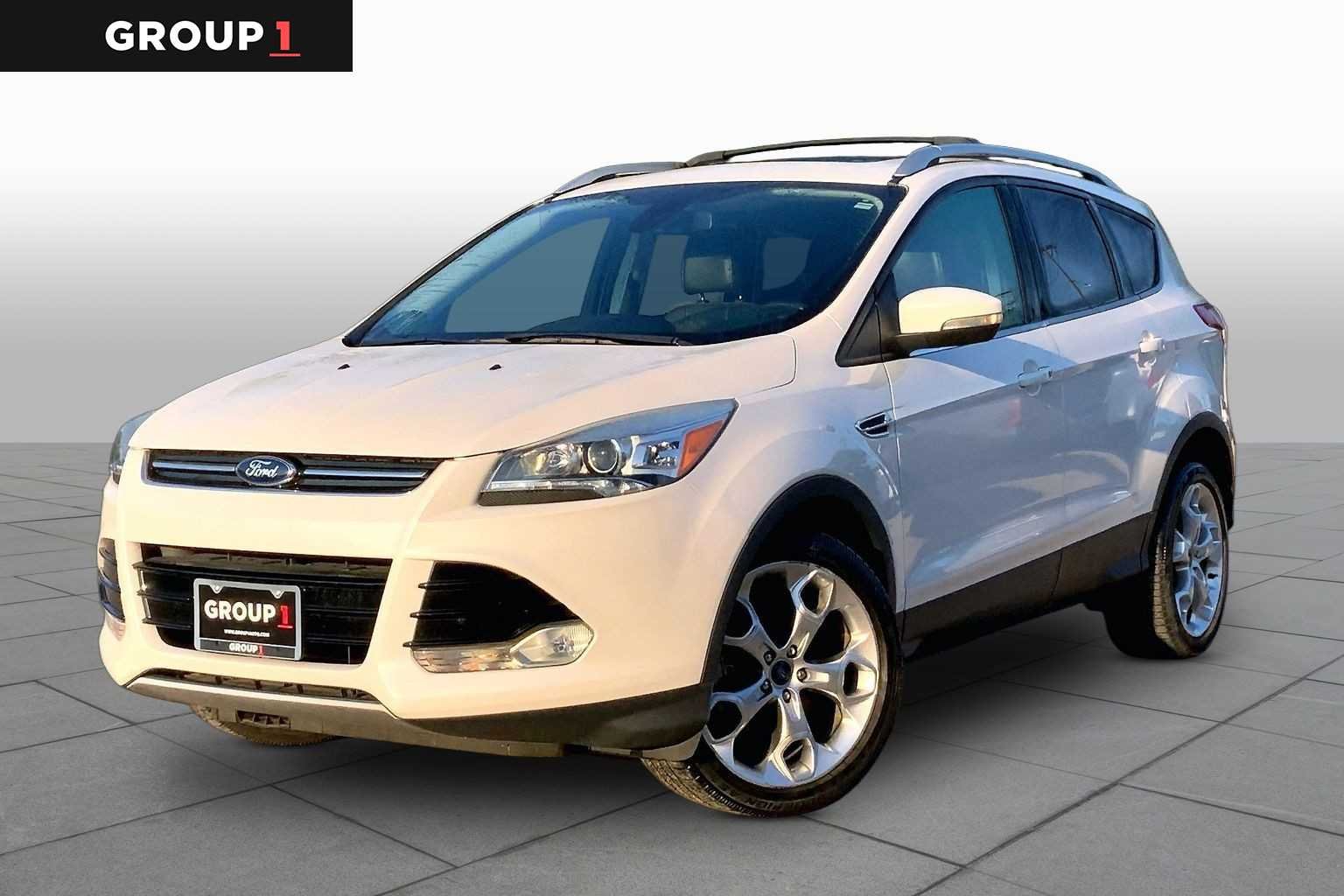2013 Ford Escape Titanium's photo