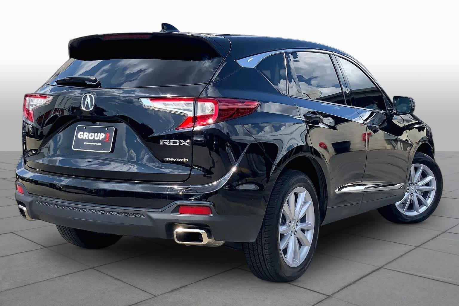 Used 2024 Majestic Black Pearl Acura  image 13