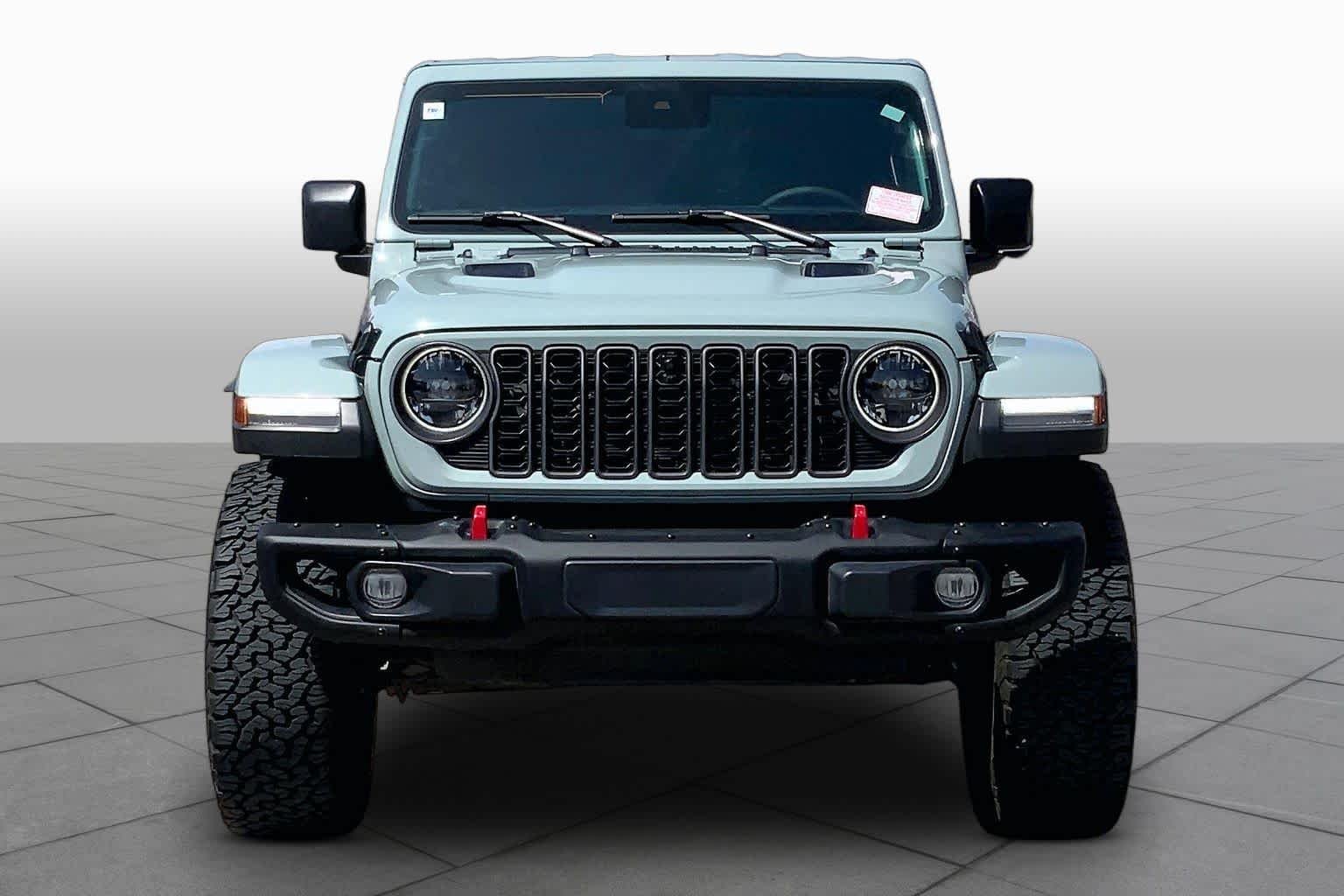 Used 2024 Earl Clearcoat Jeep Rubicon X image 4