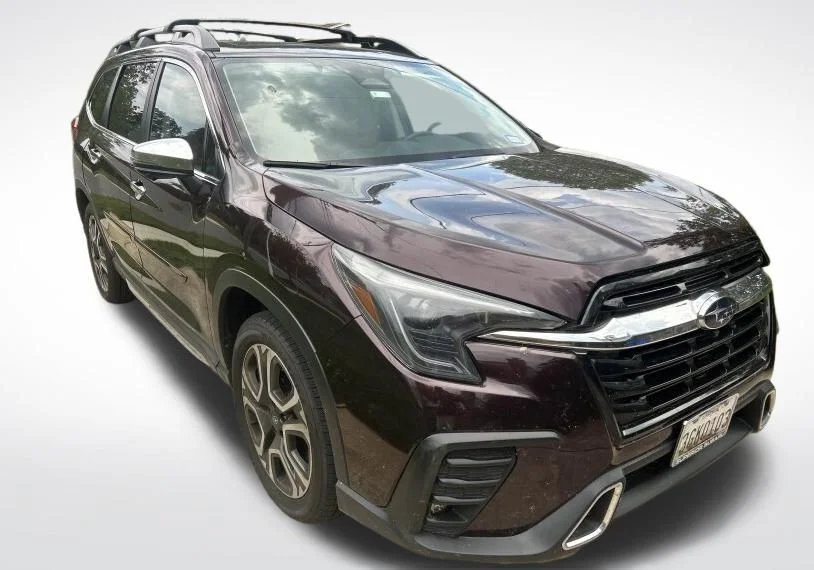Used 2023  Subaru Touring image 2