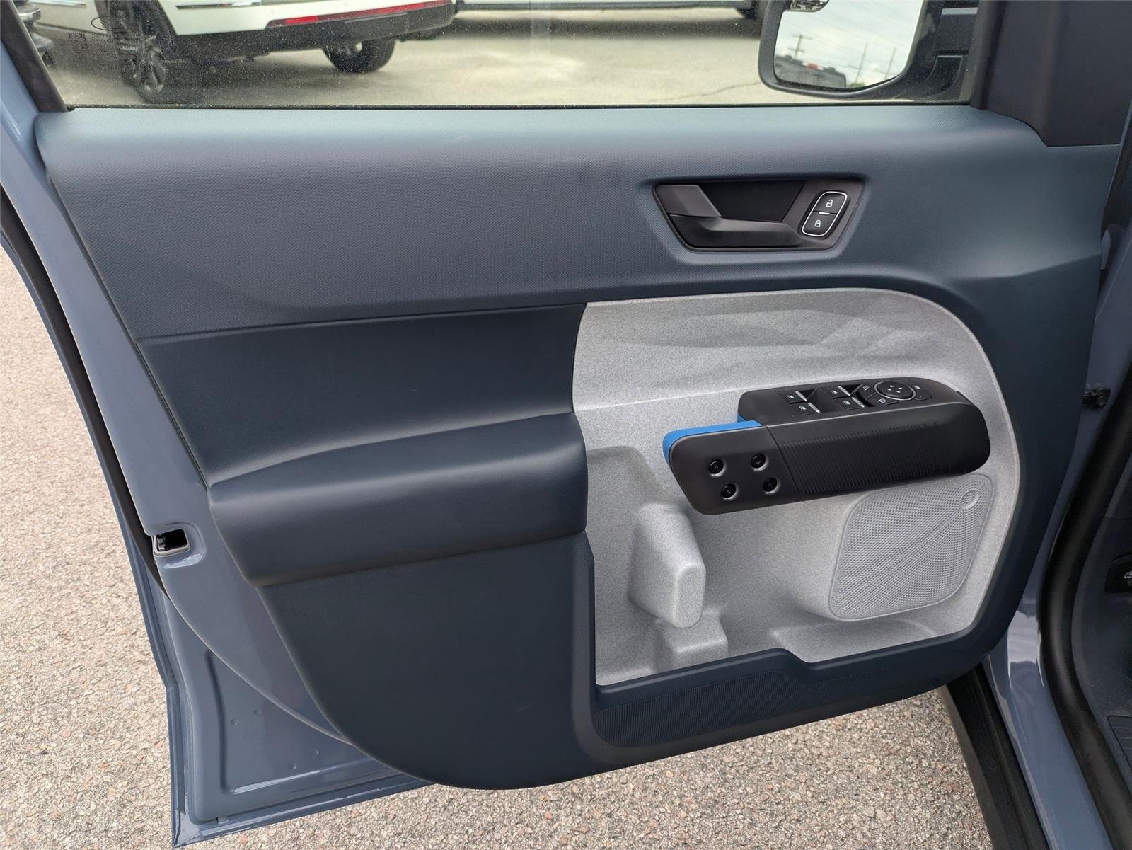 New 2026 Azure Gray Metallic Tri-Coat Ford XLT image 11