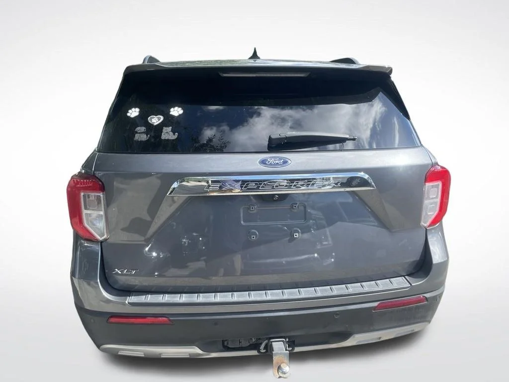 Certified Used 2021 Gray Metallic Ford XLT image 7