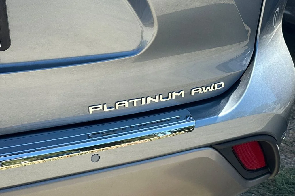 Used 2020  Toyota Platinum image 8