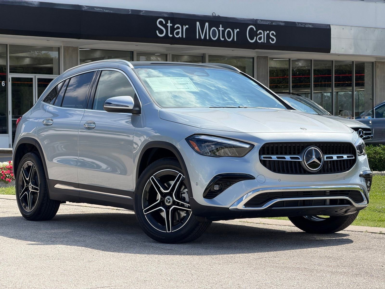 New 2026 Cirrus Silver Metallic Mercedes-Benz GLA 250 image 23