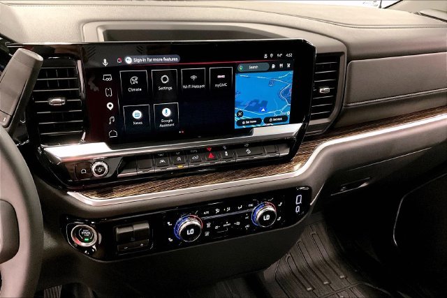Used 2026 Summit White GMC SLE image 30