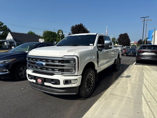Used 2024 White Metallic Ford Platinum image 6