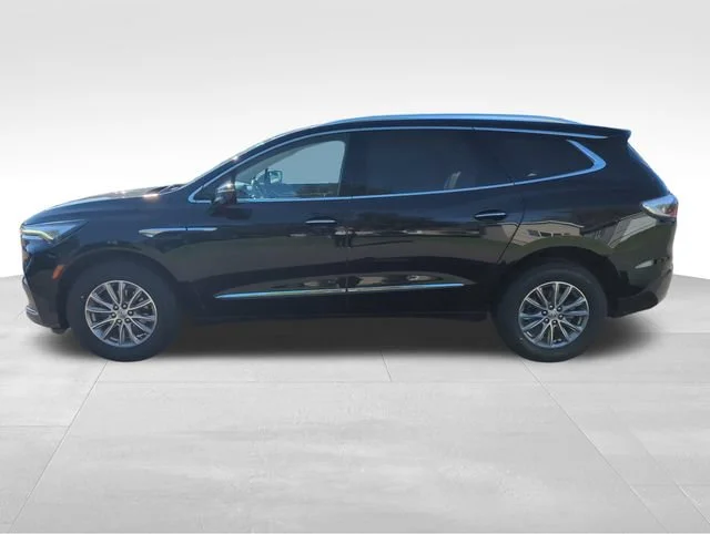 Used 2023 Includes Spectra Gray lower exterior accent color.) Buick Essence image 2