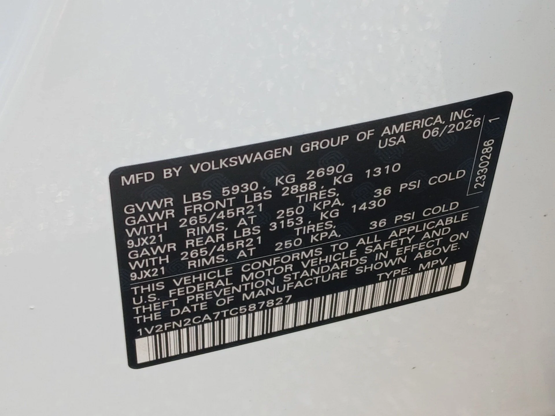 New 2026 Opal White Pearl Volkswagen 2.0T SEL Premium R-Line image 18