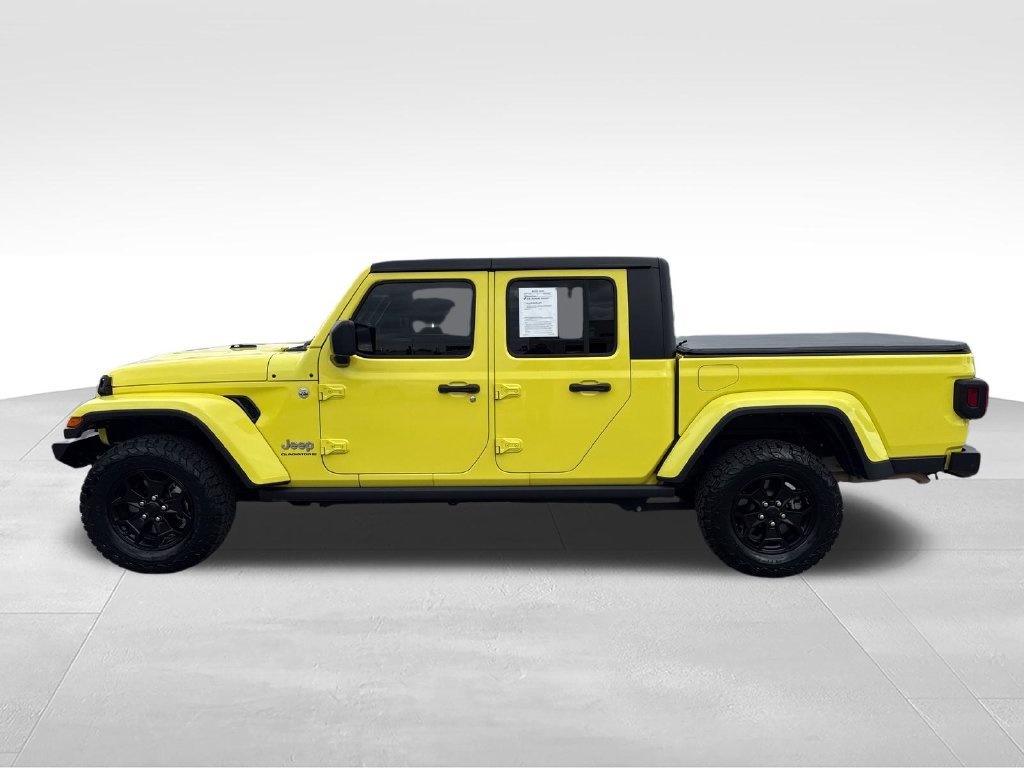 Used 2023 Yellow Jeep Overland image 2