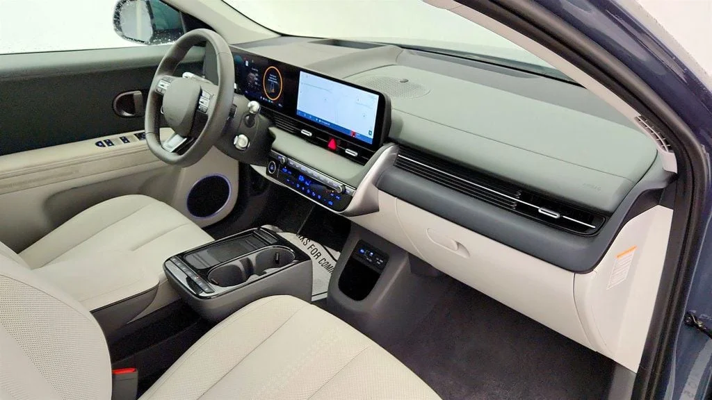 Used 2026 Digital Teal Hyundai Limited RWD image 24