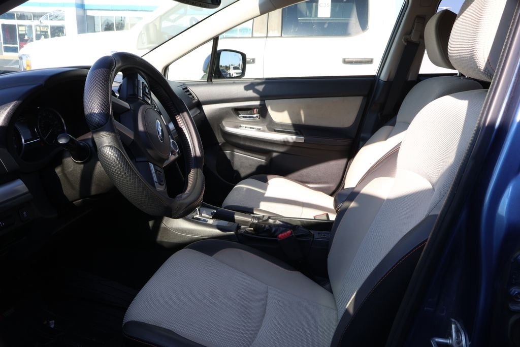 Used 2016 Blue Subaru 2.0i Premium image 10