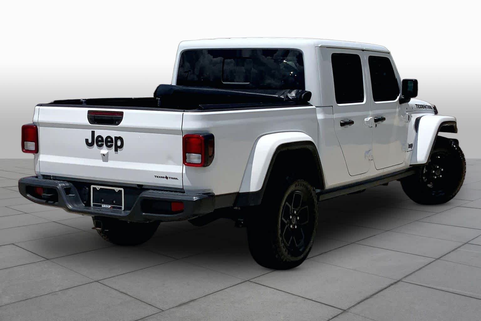 Used 2024 Bright White Clearcoat Jeep Texas Trail image 11