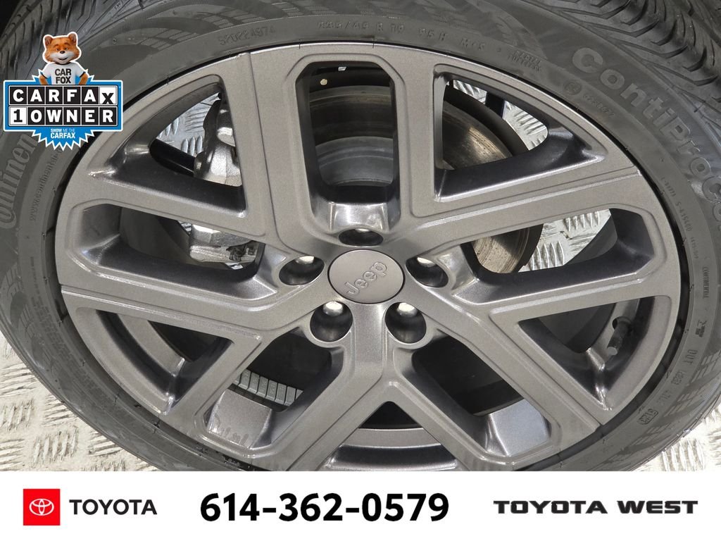 Used 2024 White Jeep Limited image 12