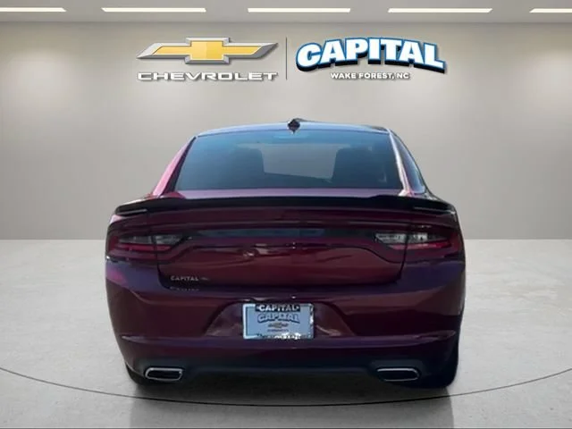 Used 2023 Red Dodge SXT AWD image 4